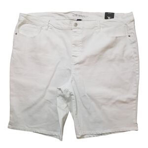 ☀ Avenue White Avenue Denim Average Short Jeans 30